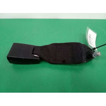 Recambio de enganche cinturon derecho para fiat punto (199) pop referencia OEM IAM 100171927 TRASERO 