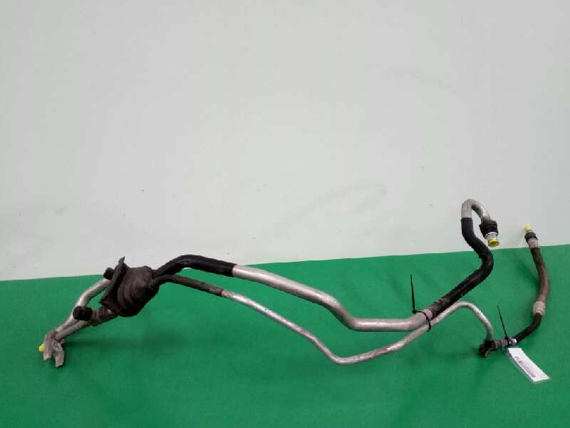 Recambio de tubos aire acondicionado para volkswagen passat berlina (3b2) comfortline referencia OEM IAM 8D1260712K  