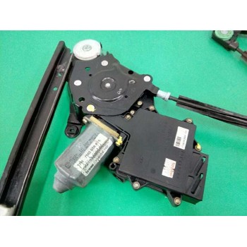 Recambio de elevalunas trasero izquierdo para ford galaxy (vy) ghia referencia OEM IAM FUNDA YM2114A389BA 