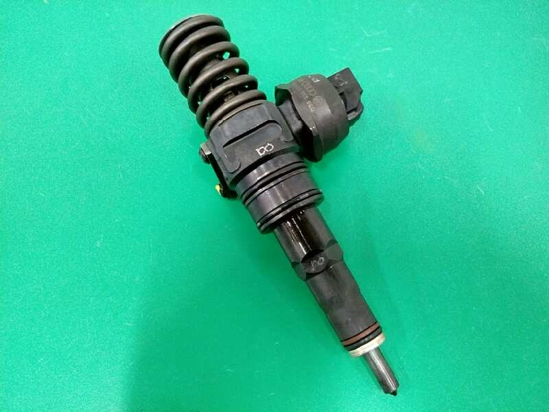 Recambio de inyector para ford galaxy (vy) ghia referencia OEM IAM 038130073BA 0414720216 