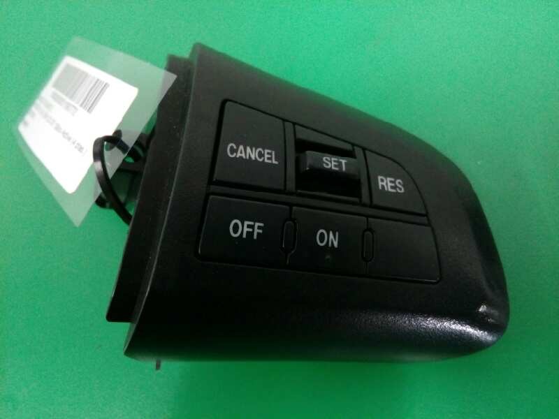 Recambio de mando volante para mazda 6 lim. (gh) 2.2 de 129cv active (4 ptas.) referencia OEM IAM 75B979 Recambio de mando volante para mazda 6 lim. (gh) 2.2 de 129cv active (4 ptas.) referencia OEM IAM 75B979