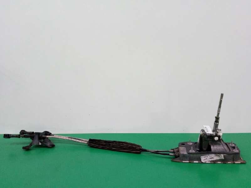 Recambio de palanca cambio para seat leon (1p1) reference referencia OEM IAM 1K0711049BG  