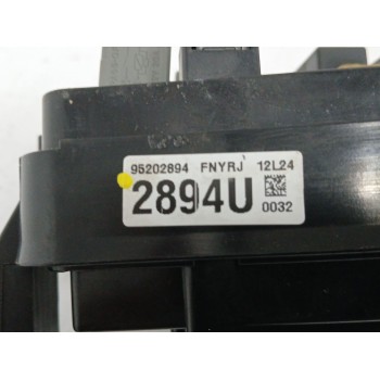Recambio de caja reles / fusibles para opel antara a (l07) 2.2 cdti referencia OEM IAM 95202894  
