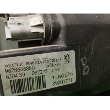 Recambio de faro izquierdo para peugeot 206 sw xs referencia OEM IAM 9628666880  
