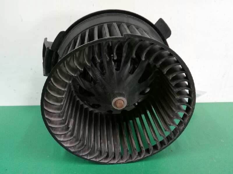 Recambio de motor calefaccion para peugeot 307 (s1) xs referencia OEM IAM B6830  