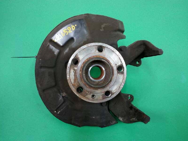 Recambio de mangueta delantera derecha para volkswagen polo (9n3) advance referencia OEM IAM 6Q0256AC  