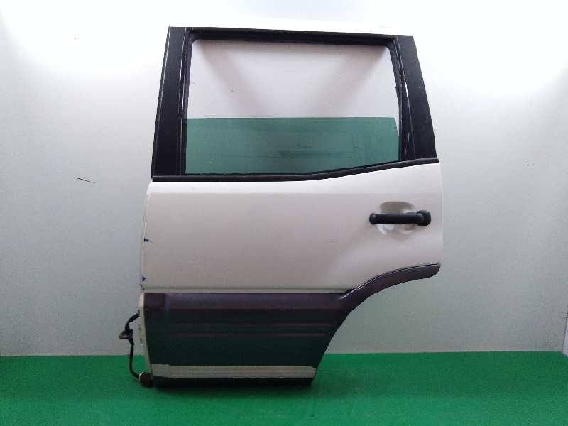 Recambio de puerta trasera izquierda para nissan terrano/terrano.ii (r20) aventura referencia OEM IAM   