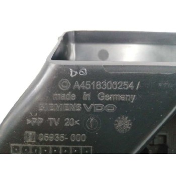 Recambio de rejilla aireadora para smart fortwo coupe 1.0 cat referencia OEM IAM A4518300254 CENTRAL 