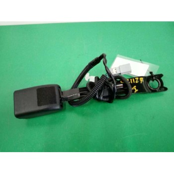ENGANCHE CINTURON IZQUIERDO 660765 DELANTERO 