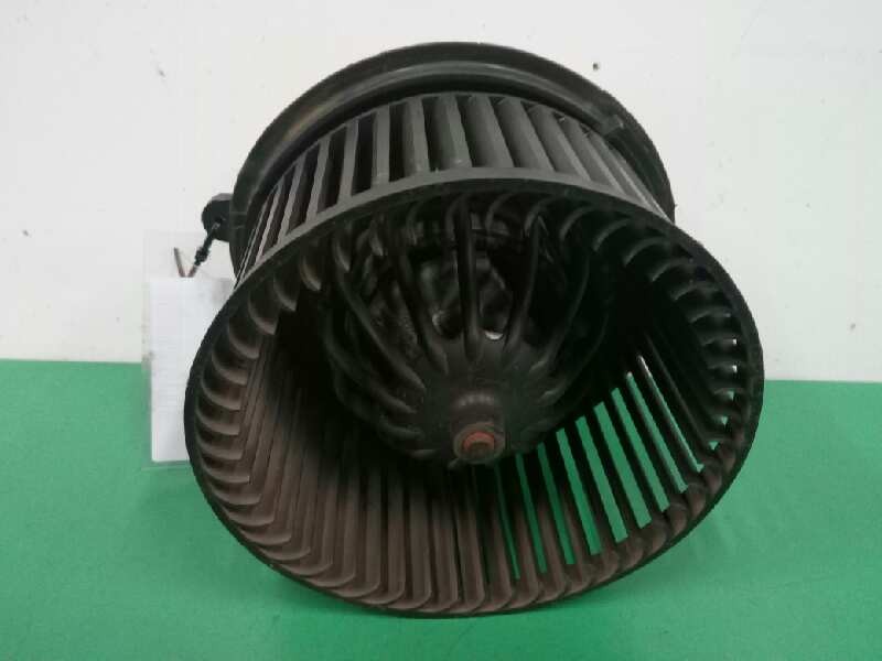 Recambio de motor calefaccion para citroën c3 hdi 70 collection referencia OEM IAM F665878C  