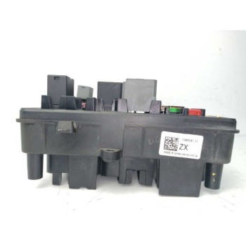 Recambio de caja reles / fusibles para opel insignia grand sport 1.6 cdti dpf referencia OEM IAM 1348554301  