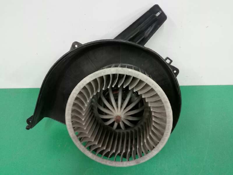 Recambio de motor calefaccion para volkswagen polo (9n3) advance referencia OEM IAM 6Q1820015  