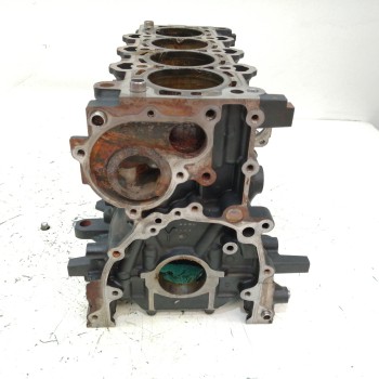 Recambio de bloque para hyundai i30 fastback tecno referencia OEM IAM D4FB  