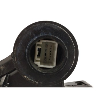 Recambio de cerradura puerta trasera izquierda para toyota corolla verso (r1) 2.2 d-cat referencia OEM IAM   