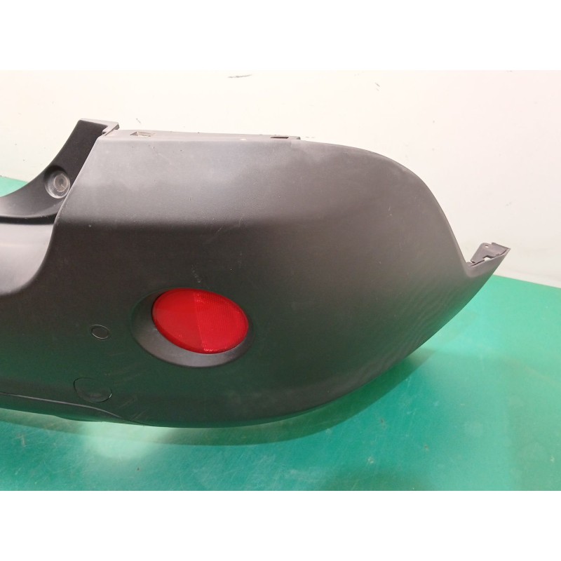 PARAGOLPES TRASERO