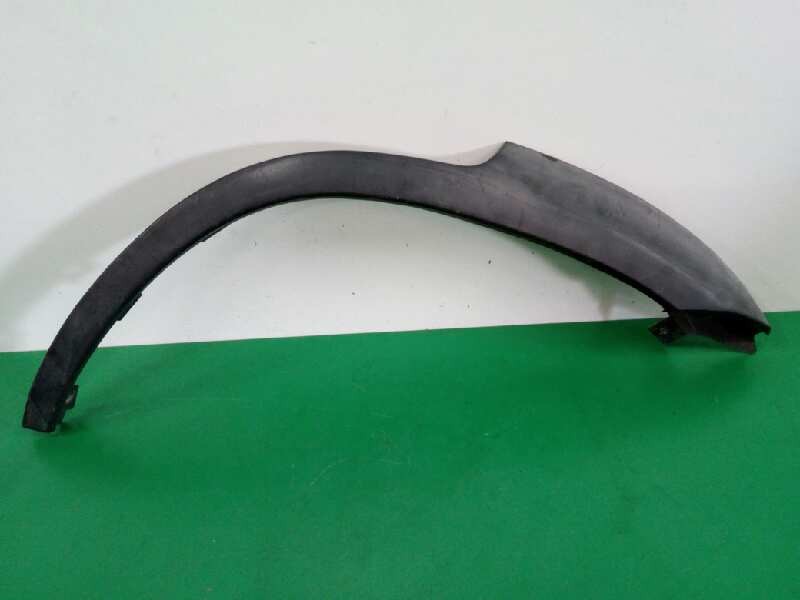 Recambio de aletin trasero izquierdo para nissan terrano/terrano.ii (r20) s (5-ptas.) referencia OEM IAM 938277F600  