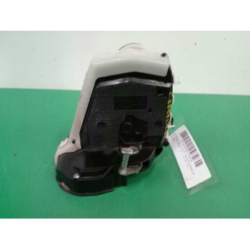 Recambio de cerradura puerta trasera derecha para toyota yaris 1.4 turbodiesel cat referencia OEM IAM   