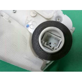 Recambio de cerradura puerta trasera derecha para toyota yaris 1.4 turbodiesel cat referencia OEM IAM   
