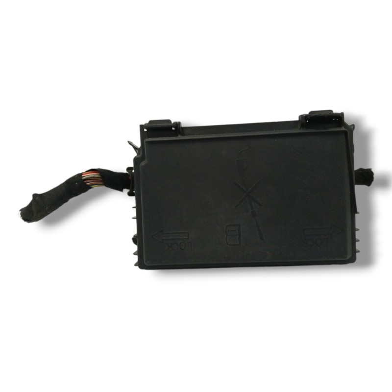 Recambio de caja reles / fusibles para opel corsa d 1.2 16v cat (z 12 xep / lb4) referencia OEM IAM   