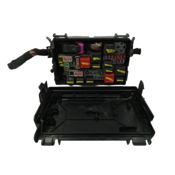 Recambio de caja reles / fusibles para opel corsa d 1.2 16v cat (z 12 xep / lb4) referencia OEM IAM   