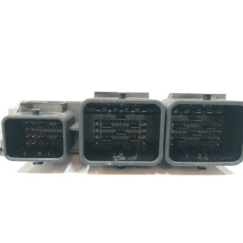 Recambio de centralita motor uce para citroën c4 berlina 1.6 16v referencia OEM IAM 9666235880  