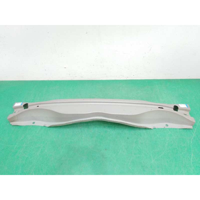 Recambio de refuerzo paragolpes trasero para volvo xc70 2.4 diesel cat referencia OEM IAM   