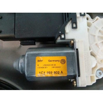 Recambio de elevalunas delantero derecho para volkswagen bora berlina (1j2) trendline referencia OEM IAM FUNDA 1C0959802C 