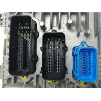 Recambio de centralita motor uce para opel insignia grand sport 1.6 cdti dpf referencia OEM IAM 55502472 395357783 A2C11390801