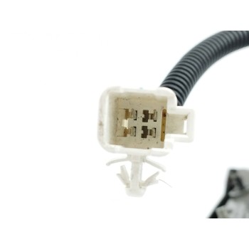 Recambio de piloto trasero derecho interior para lexus is200 (ds2/is2) 2.2 d-cat referencia OEM IAM   