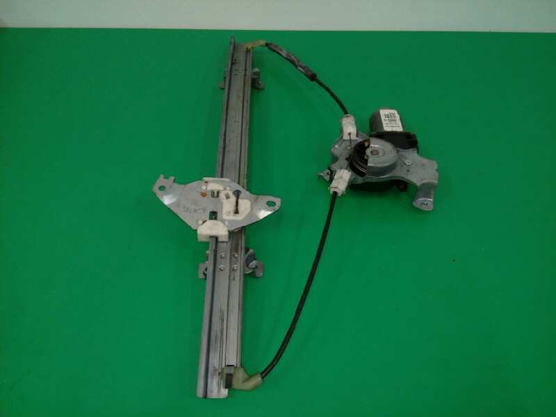 Recambio de elevalunas delantero derecho para nissan almera tino (v10m) ambience referencia OEM IAM FUNDA 80700BU010 