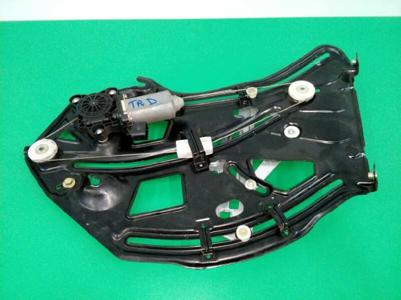 Recambio de elevalunas trasero derecho para mercedes-benz clase cl (w215) coupe 500 (215.375) referencia OEM IAM 2158201042  