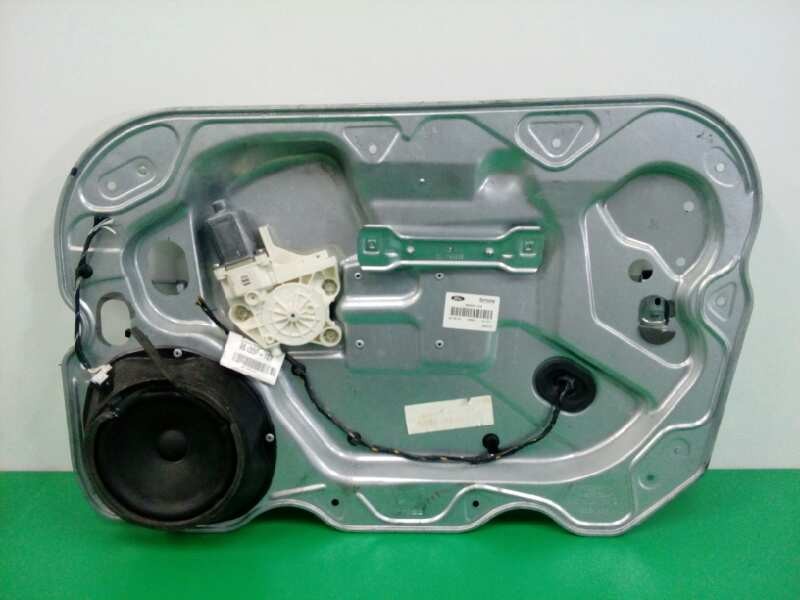 Recambio de elevalunas delantero derecho para ford focus berlina (cap) ghia referencia OEM IAM TIJERA 1347884 CARIBE TIJERA