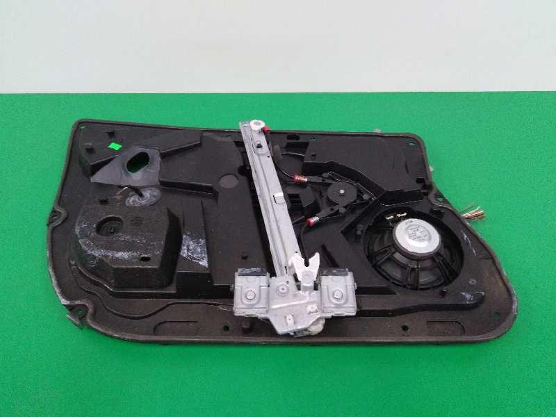 Recambio de elevalunas delantero derecho para ford fiesta (cb1) trend referencia OEM IAM FUNDA 1600351 
