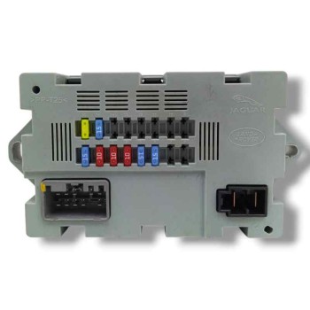 Recambio de caja reles / fusibles para jaguar f-pace (x761) 2.0 td4 awd referencia OEM IAM CPLA14Q073AA  