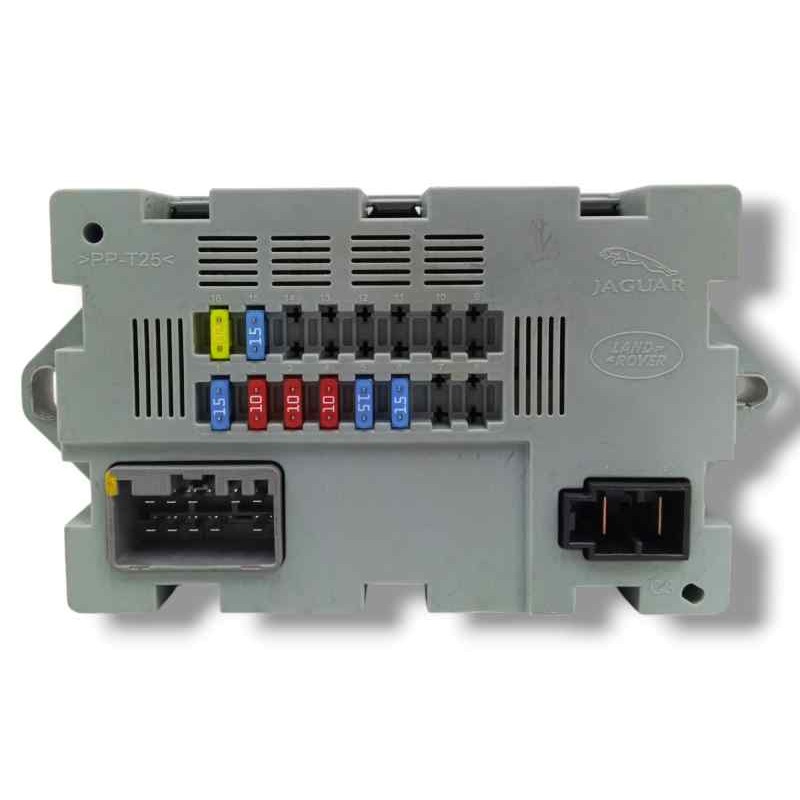 Recambio de caja reles / fusibles para jaguar f-pace (x761) 2.0 td4 awd referencia OEM IAM CPLA14Q073AA  
