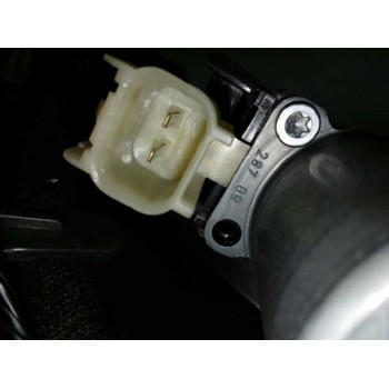 Recambio de elevalunas delantero derecho para ford fiesta (cb1) trend referencia OEM IAM FUNDA 8A6114553A 