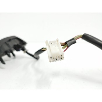 Recambio de mando volante para lexus is200 (ds2/is2) 2.2 d-cat referencia OEM IAM 75B458  