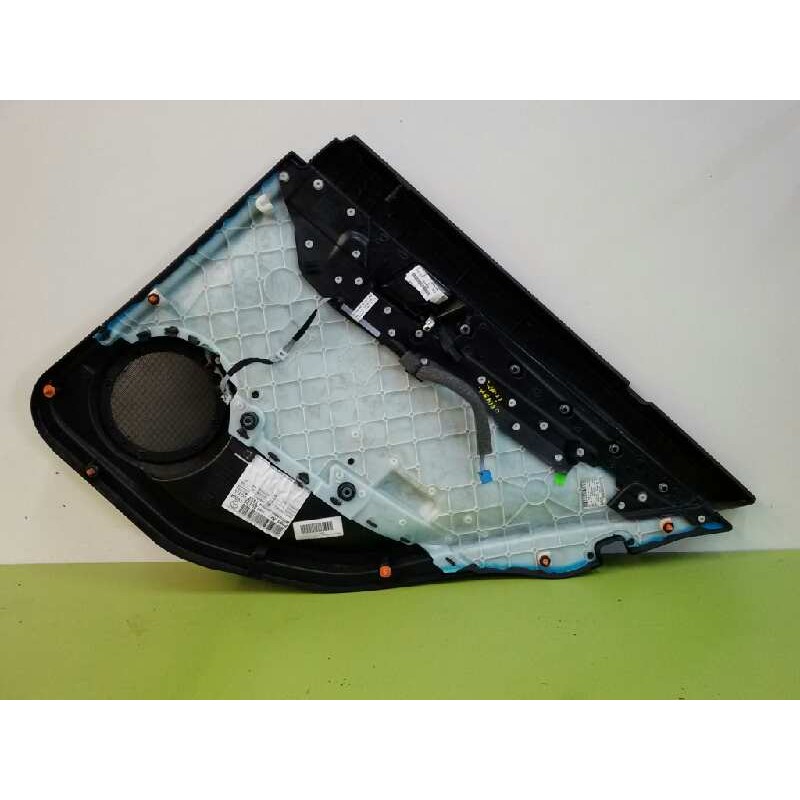 GUARNECIDO PUERTA TRASERA IZQUIERDA