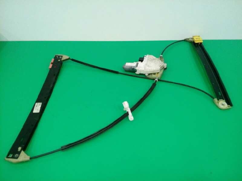 Recambio de elevalunas delantero derecho para audi a6 berlina (4f2) 2.7 tdi referencia OEM IAM FUNDA 4F0959802D 