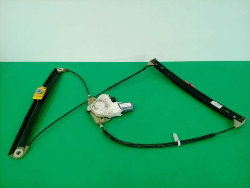 Recambio de elevalunas delantero izquierdo para audi a6 berlina (4f2) 2.7 tdi referencia OEM IAM 4F0959801D  