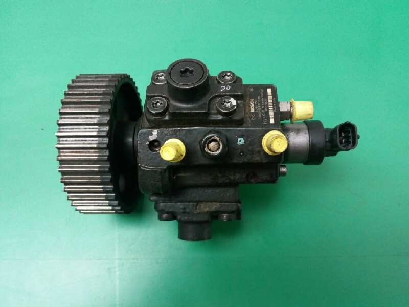 Recambio de bomba inyeccion para opel vectra c berlina gts referencia OEM IAM 0055193731 0445010097 