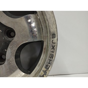 Recambio de llanta para lada niva ( 2121 / 21213 / 21214 / 21215 ) 1.6 referencia OEM IAM KBA 42447 6JX15H2 ET30 5H 5X139