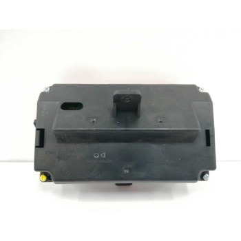 Recambio de pantalla multifuncion para ssangyong rodius ii 2.2 xdi referencia OEM IAM  81100-21200 