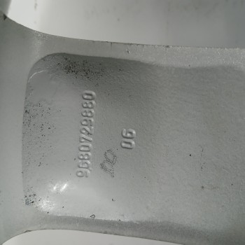 Recambio de llanta para peugeot 308 1.6 16v referencia OEM IAM 9680729880 7J16CH432 4H 4X110