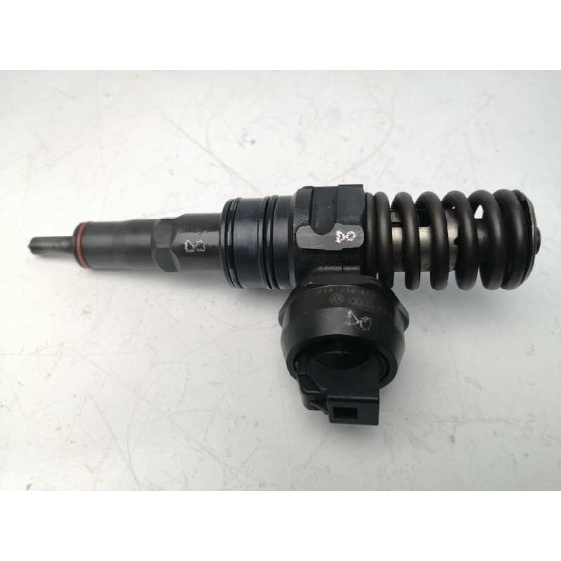 Recambio de inyector para volkswagen passat berlina (3b3) comfortline referencia OEM IAM 038130073BA 0414720216 