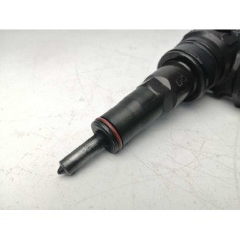 Recambio de inyector para volkswagen passat berlina (3b3) comfortline referencia OEM IAM 038130073BA 0414720216 