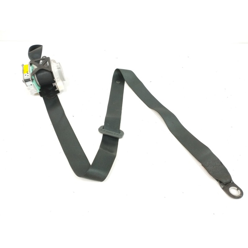 Recambio de cinturon seguridad delantero izquierdo para toyota auris 2.2 d-cat referencia OEM IAM 7322002120  
