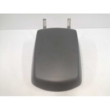 Recambio de apoyabrazos central para ssangyong rodius ii 2.2 xdi referencia OEM IAM  SOLO LA TAPA 