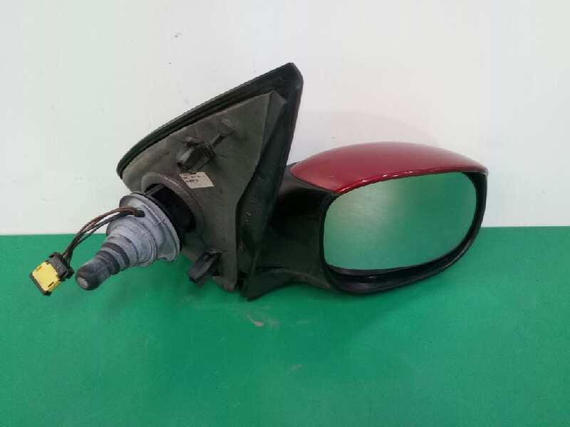 Recambio de retrovisor derecho para peugeot 206 berlina x-line referencia OEM IAM 8154JC ELECTRICO 