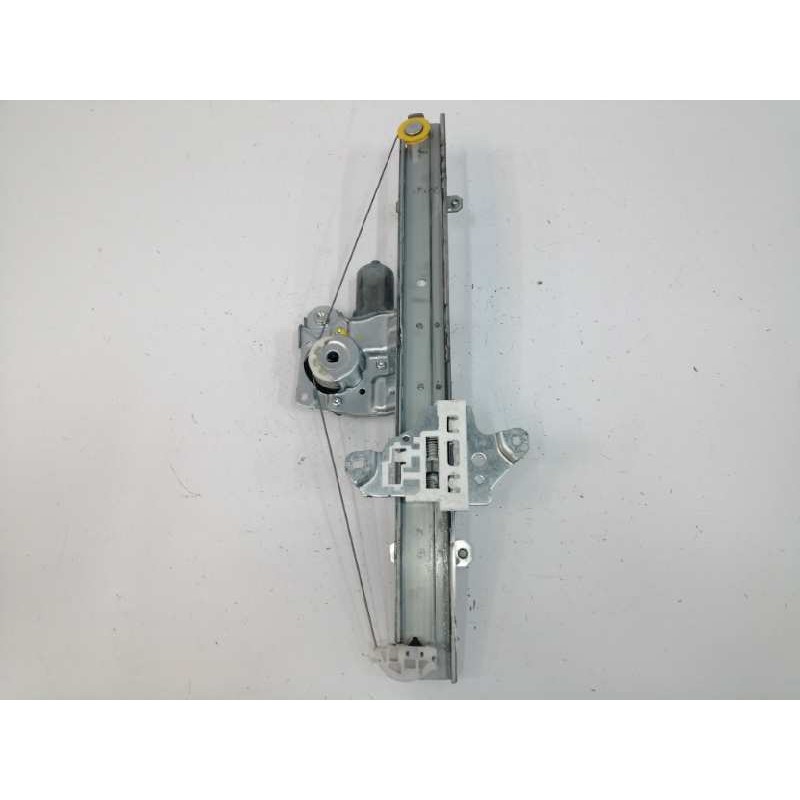 ELEVALUNAS DELANTERO IZQUIERDO